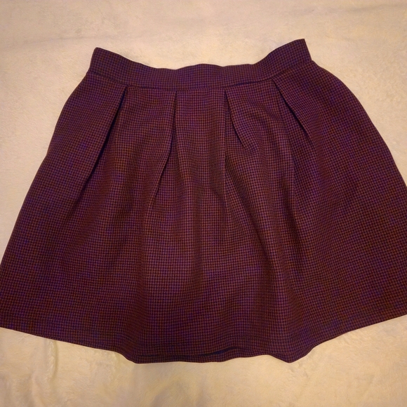 Foreign Exchange Dresses & Skirts - Foreign Exchange M Maroon & Blk  A-Line Mini Librarian 2 Skater Versatile Style